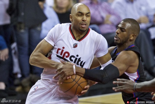 争中的巨大 争中的巨大