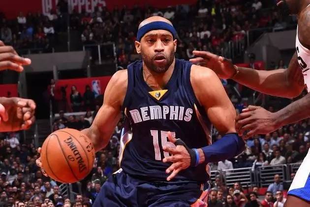 不屈的精神 不屈的精神