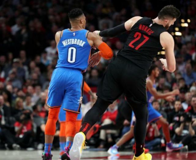 的表现佩服 的表现佩服