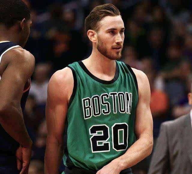 王钰栋的爆 王钰栋的爆