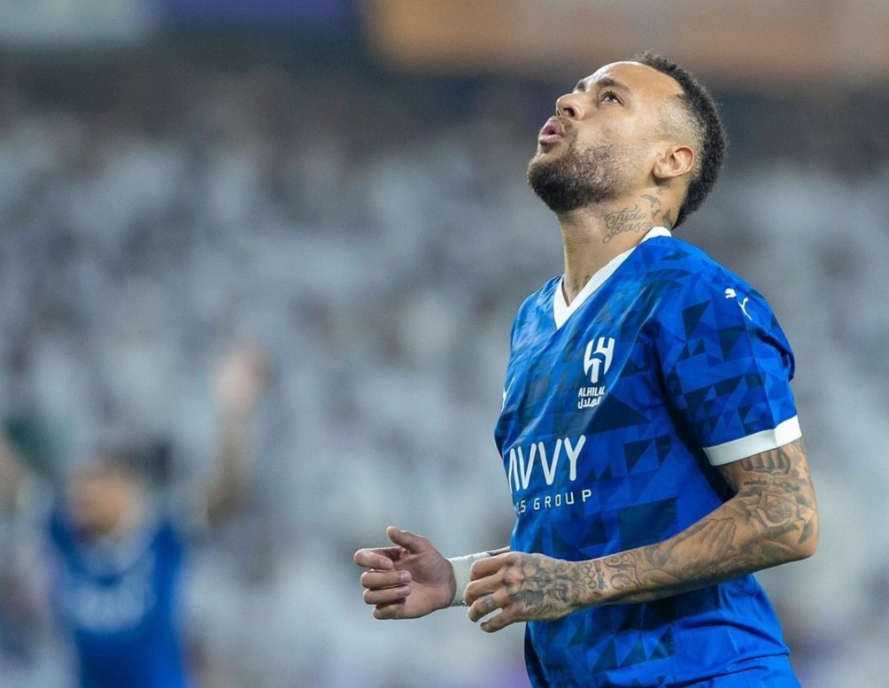 揭示背后的 揭示背后的