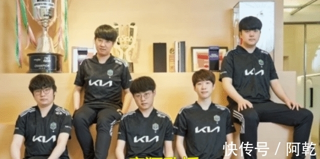 的球员选项 的球员选项