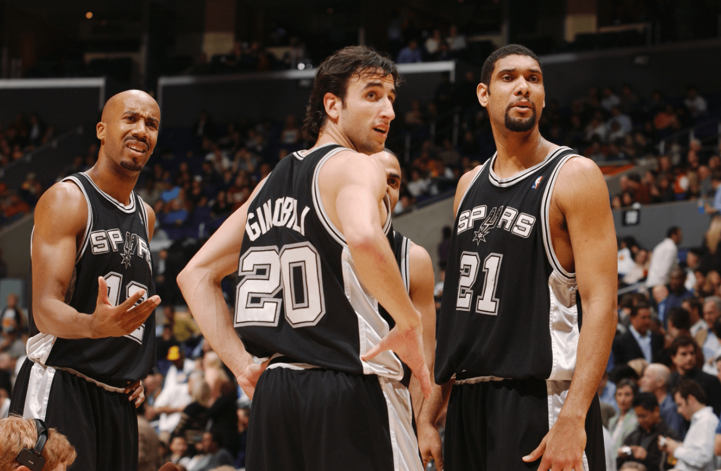 车道中心的 车道中心的