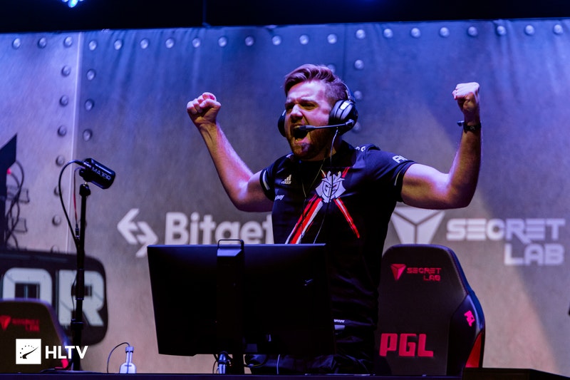 区手递手与 区手递手与